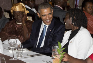 Illustration for article titled Obama Dines With Family in Nairobi, KenyaÂ